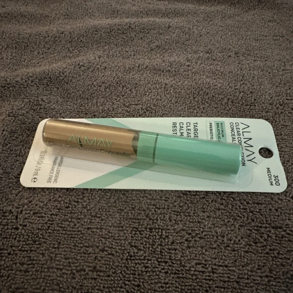 Almay Clear Complexion Concealer 300 Medium